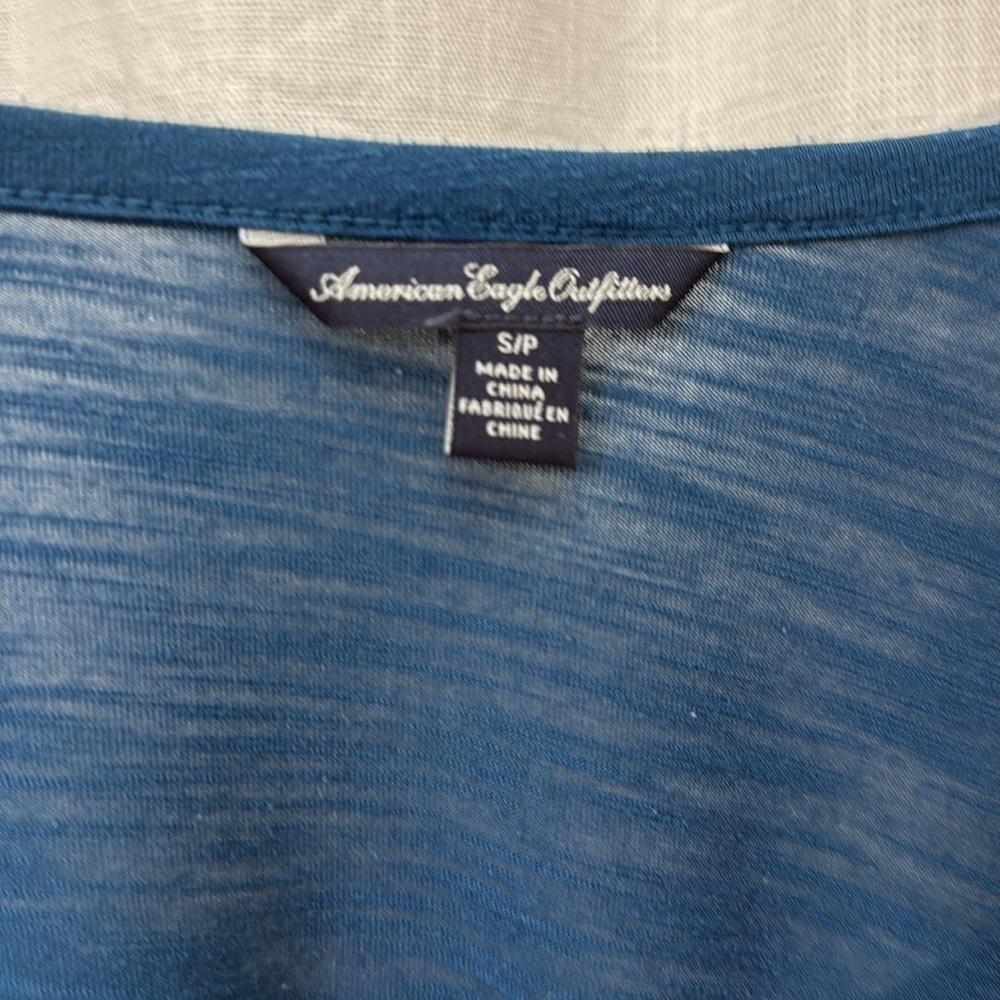 Women’s American Eagle blue boho short sleeve eyelet ruffle waist top. Size S - Picture 5 of 8